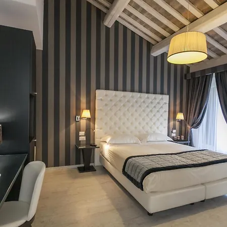 Nazionale Hotel Ferrare