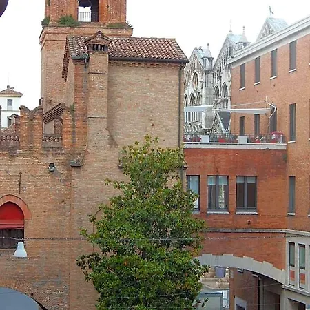 Nazionale Hotel Ferrare