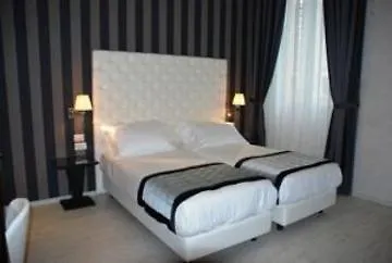 Hotel Nazionale Ferrare